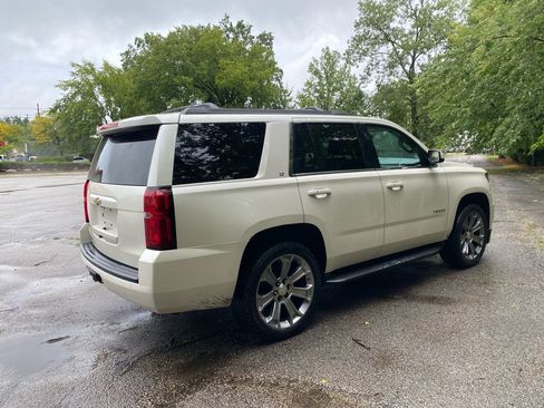 Used 2015 Chevrolet Tahoe LT w/ Luxury Package AWD/4WD image 5