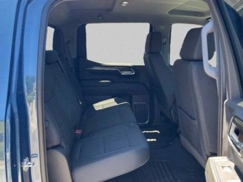 Used 2024 Chevrolet Silverado 1500 LT RWD image 19