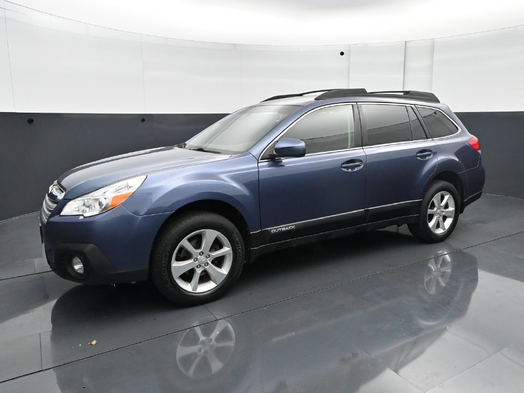 Used 2013 Subaru Outback Wilderness AWD/4WD image 2