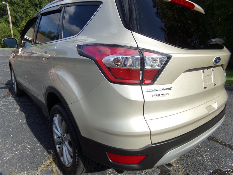Used 2017 Ford Escape Titanium w/ Equipment Group 301A AWD/4WD image 7