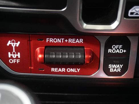 Used 2021 Jeep Gladiator Rubicon w/ Trailer Tow Package image 18