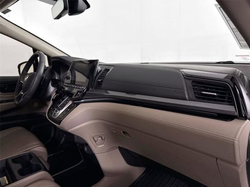 Used 2024 Honda Odyssey Elite image 42