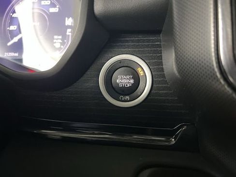 Used 2024 RAM 1500 Limited AWD/4WD image 17