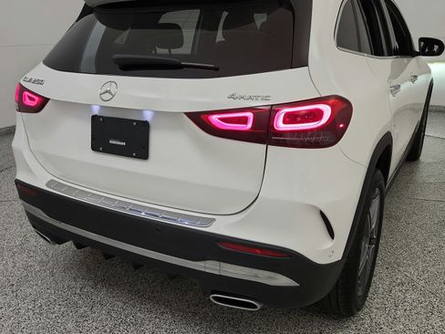 Used 2023 Mercedes-Benz GLA 250 4MATIC w/ AMG Line Exterior image 63