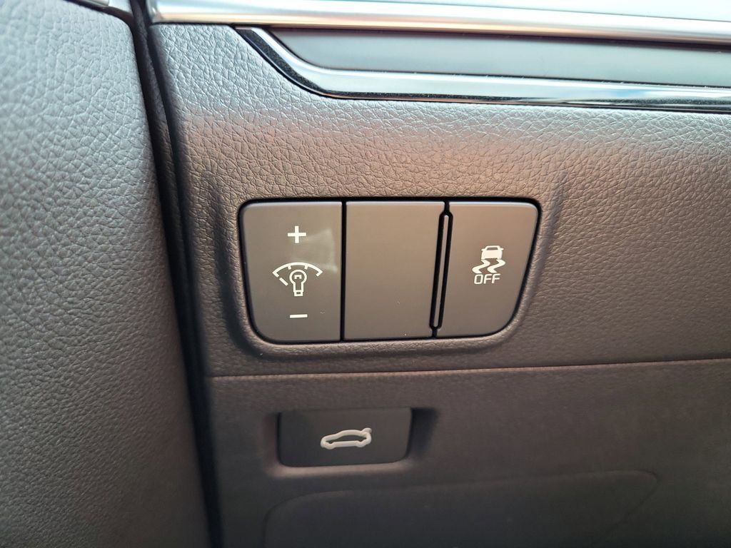 New 2026 Kia K5 GT-Line w/ GT-Line Premium Package FWD image 24