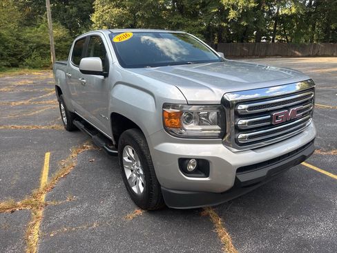 Used 2016 GMC Canyon SLE w/ SLE Convenience Package image 11