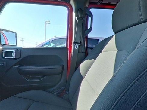 Used 2020 Jeep Gladiator Sport w/ Quick Order Package 24S image 25