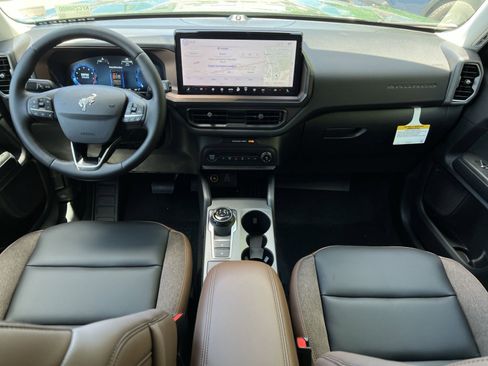 New 2025 Ford Bronco Sport Outer Banks w/ Outer Banks Tech Package+ AWD/4WD image 23