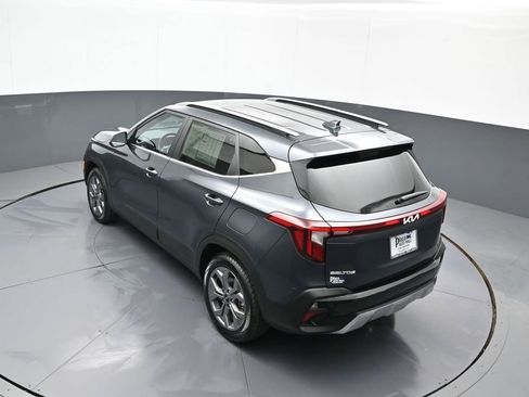 Certified 2024 Kia Seltos S AWD/4WD image 39