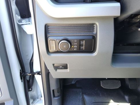 New 2026 Ford F450 XL w/ XL Chrome Package RWD image 8