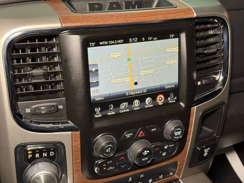 Used 2014 RAM 1500 Laramie RWD image 44