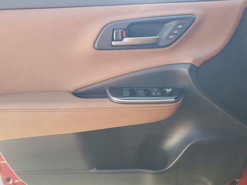 Certified 2026 Toyota Crown Signia AWD/4WD image 18