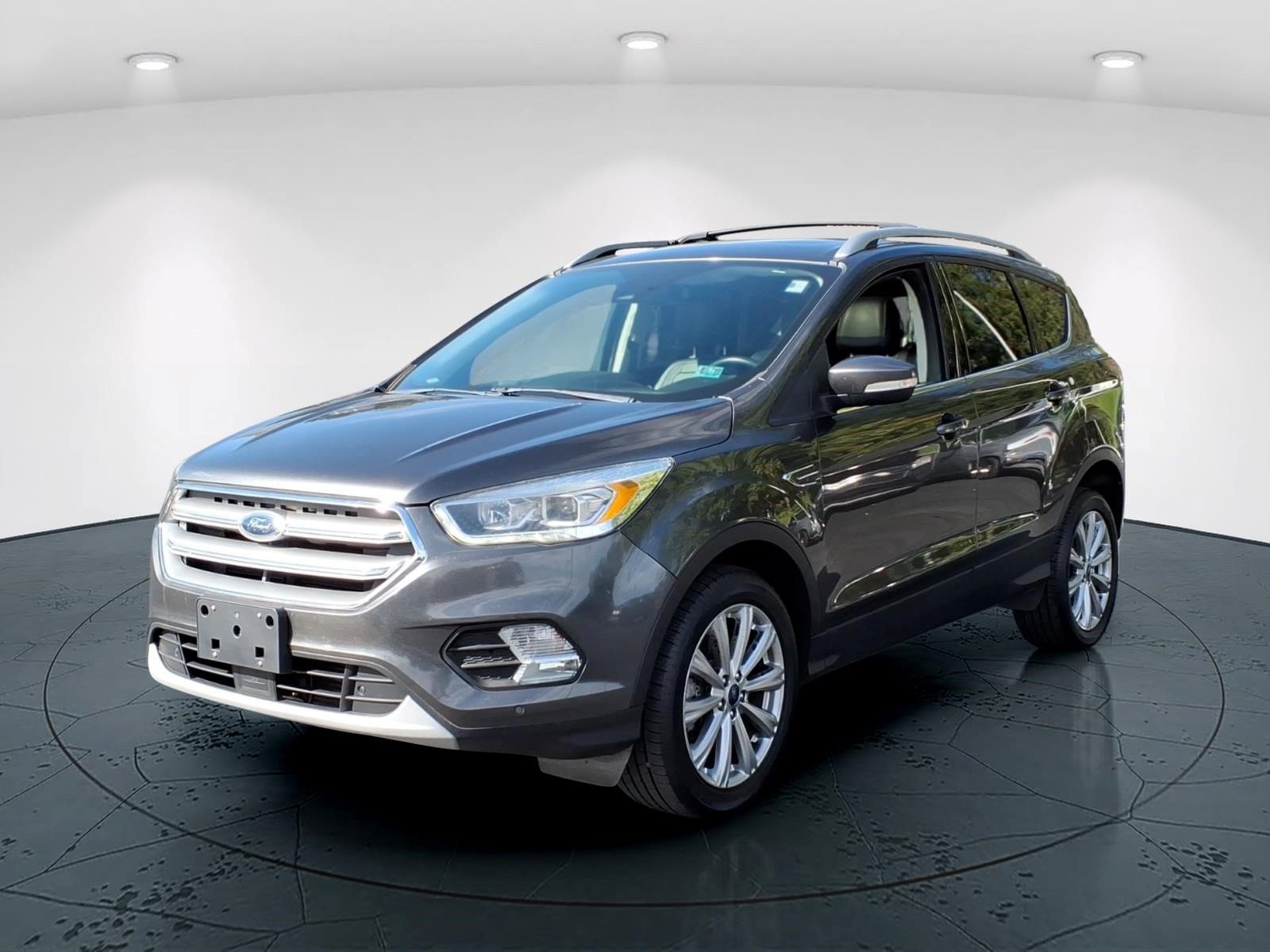 Used 2017 Ford Escape Titanium w/ Equipment Group 301A AWD/4WD image 7
