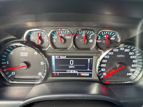 Used 2014 Chevrolet Silverado 1500 High Country w/ High Country Premium Package AWD/4WD image 18