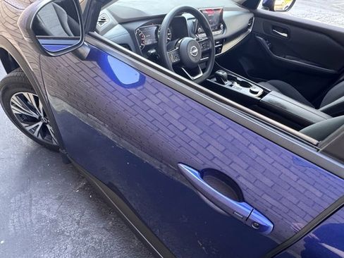 Used 2022 Nissan Rogue SV image 26