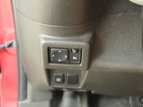 Used 2009 Nissan Cube 1.8 S w/ Interior Designer Pkg FWD image 15