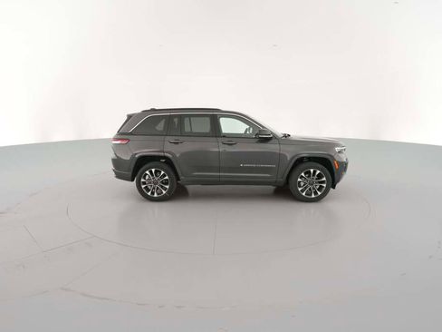 New 2025 Jeep Grand Cherokee Overland w/ Trailer Tow Package image 14