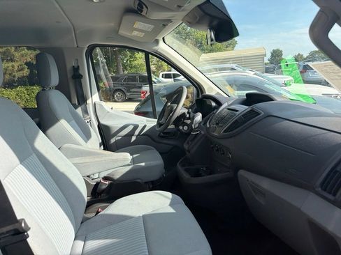 Used 2016 Ford Transit 350 XLT RWD image 4