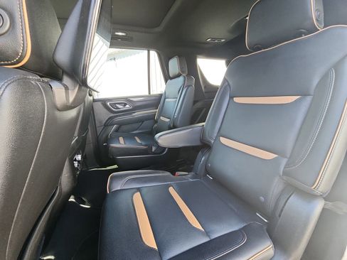 Used 2021 GMC Yukon AT4 w/ Rear Media and Nav Package AWD/4WD image 23