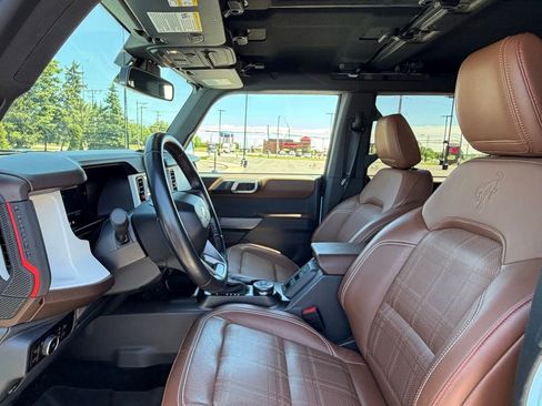 Used 2023 Ford Bronco Heritage Edition AWD/4WD image 9