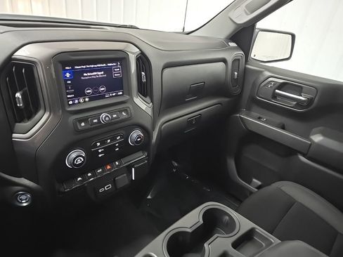 Used 2024 Chevrolet Silverado 1500 Custom image 25