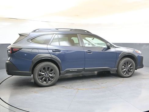 Certified 2025 Subaru Outback Onyx Edition AWD/4WD image 6