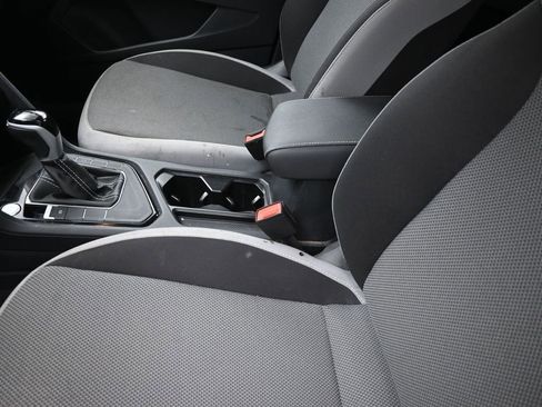 Used 2024 Volkswagen Taos S image 21