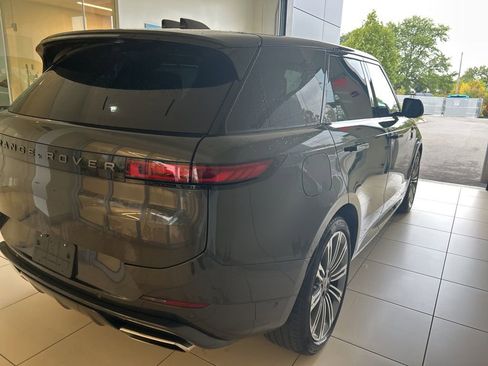 Used 2025 Land Rover Range Rover Sport Autobiography AWD/4WD image 13
