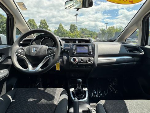 Used 2017 Honda Fit LX image 13