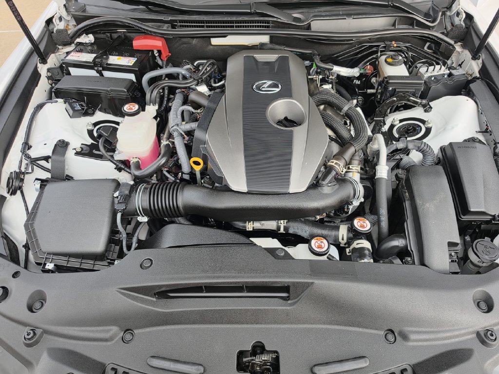 Used 2024 Lexus IS 300 w/ Comfort Package RWD image 31