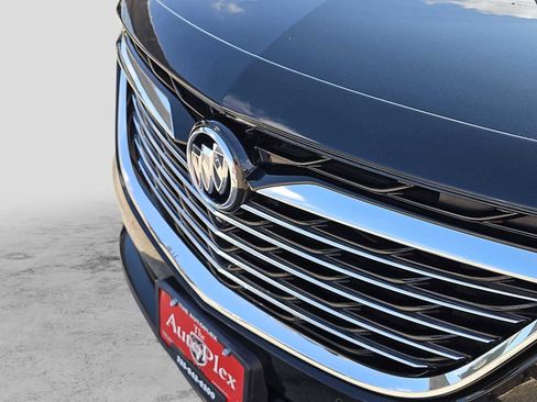 Used 2024 Buick Enclave Premium image 13