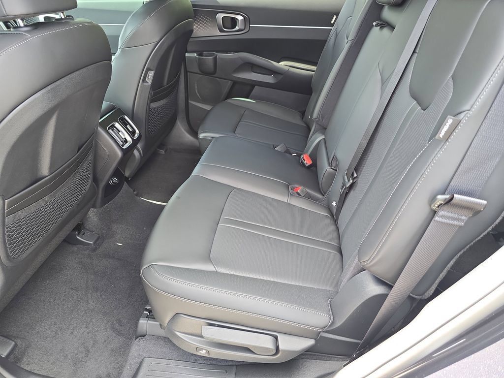 New 2026 Kia Sorento S AWD/4WD image 16
