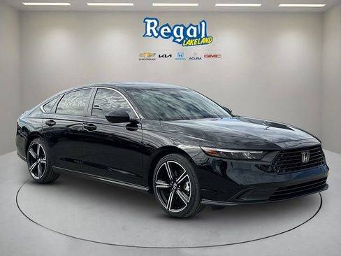 Used 2024 Honda Accord Sport image 1