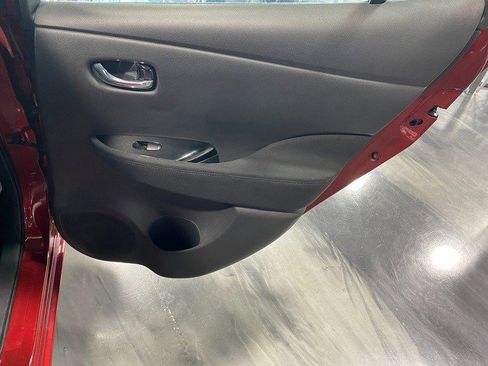 Used 2013 Nissan Leaf SV w/ LED & Quick Charge Pkg image 12