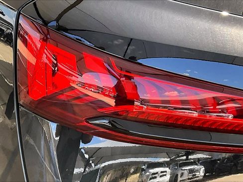 Used 2023 Audi Q7 Premium Plus image 28