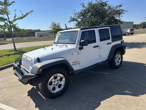 Used 2016 Jeep Wrangler Unlimited Sport w/ Quick Order Package 24S image 16