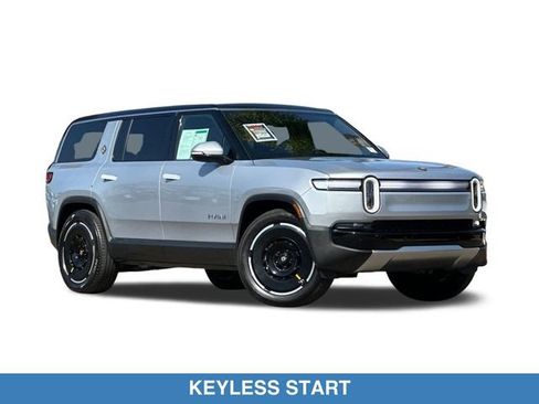 Used 2025 Rivian R1S Adventure AWD/4WD image 2