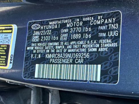 Used 2022 Hyundai Venue Limited FWD image 20