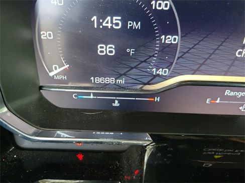 Used 2024 GMC Sierra 1500 SLT image 18