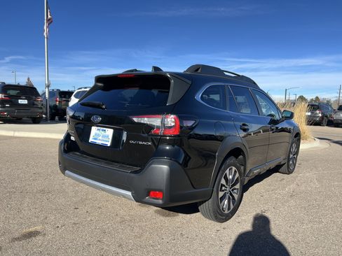 Used 2025 Subaru Outback Limited w/ Tech Package 3 image 10