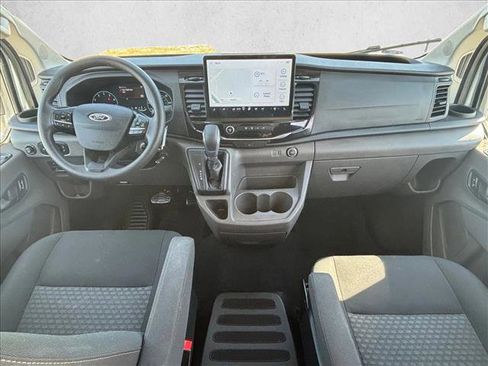 Used 2023 Ford Transit 350 XLT image 20