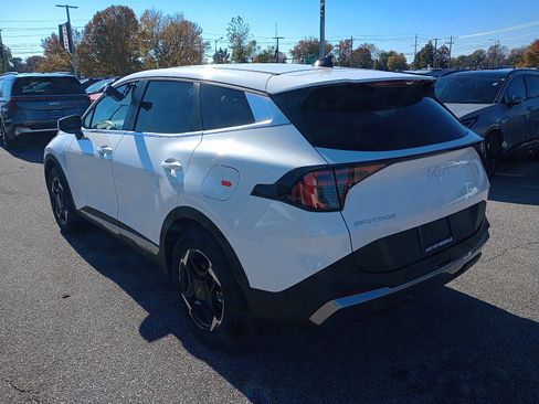 New 2026 Kia Sportage EX image 5