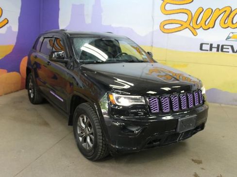 Used 2020 Jeep Grand Cherokee Altitude AWD/4WD image 2