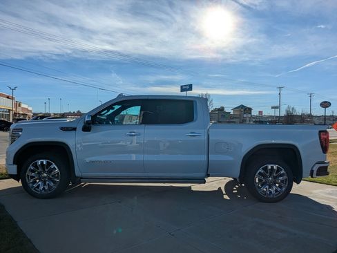 New 2026 GMC Sierra 1500 Denali w/ Denali Reserve Package image 7