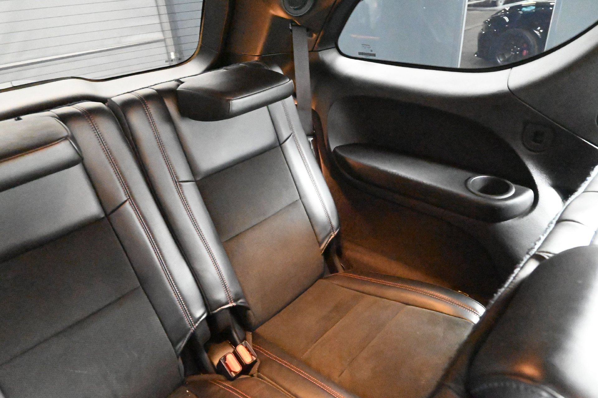 Used 2022 Dodge Durango R/T w/ Blacktop Package AWD/4WD image 30