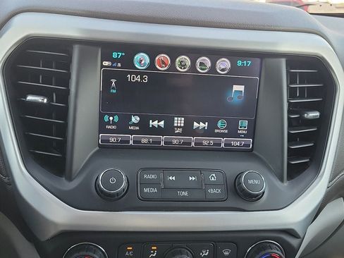 Used 2019 GMC Acadia SLT FWD image 16