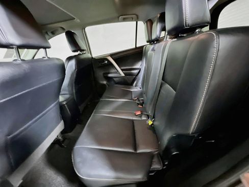 Used 2014 Toyota RAV4 Limited w/ Technology Package FWD image 29