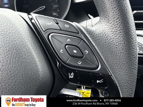 Used 2021 Toyota C-HR LE image 22