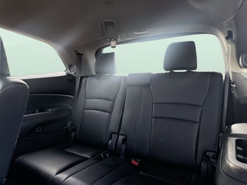 Used 2022 Honda Pilot Touring image 44