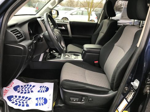 Used 2017 Toyota 4Runner SR5 image 23